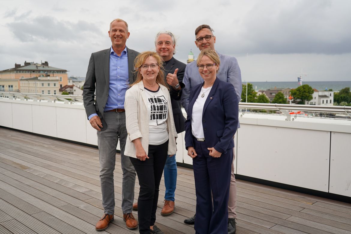 Landesvorstand und Landeskontrollkommission.jpg